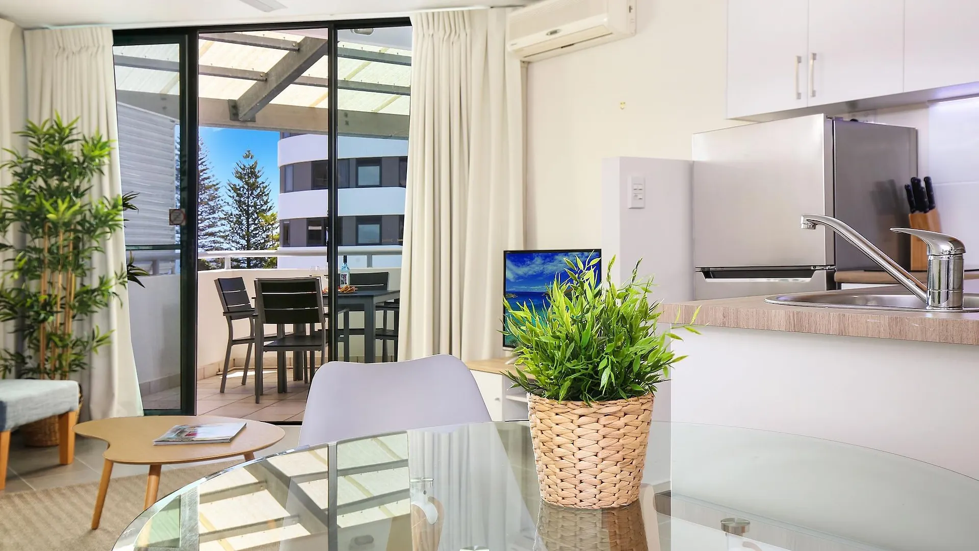 Beach Club Resort Mooloolaba Aparthotel